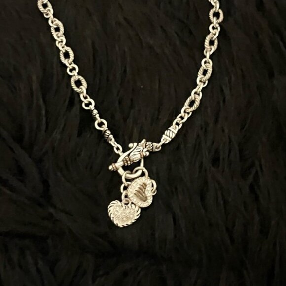 Jewelry - Elegant Silver Heart Pendant Necklace